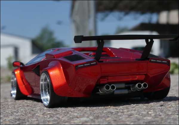 1:18 LAMBORGHINI Khyzyl-Saleem-Huratach- Rot-Asia Liberty Walk Breitbau [ RED-EDITION ]